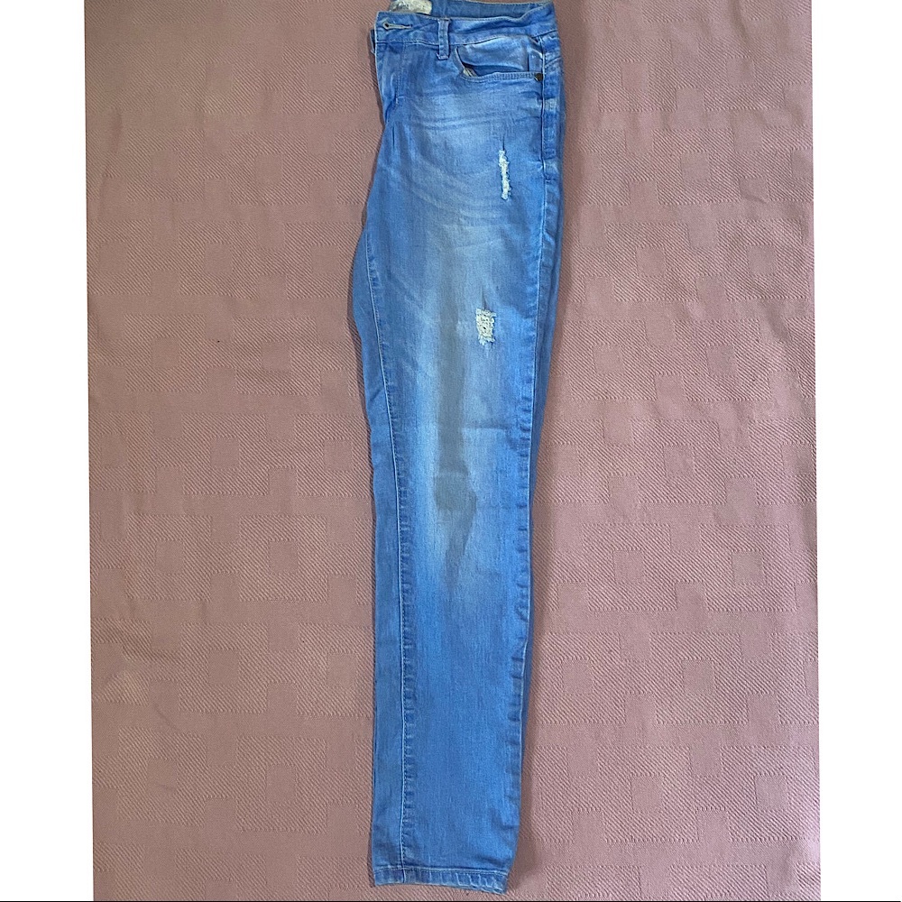 Blue Ripped Jeans - Picture 2 of 3